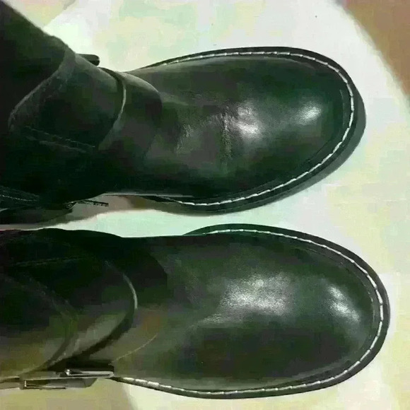 NWOT. No box. DKNY Women’s Daray Moto Leather Bootie. Color: Black. Size… - Picture 8 of 8